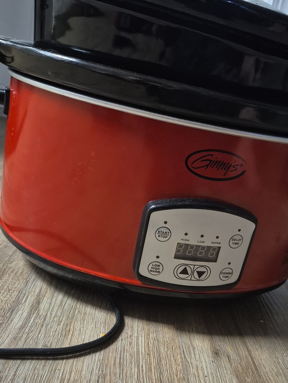 Red Programmable Slow Cooker - Digital Controls